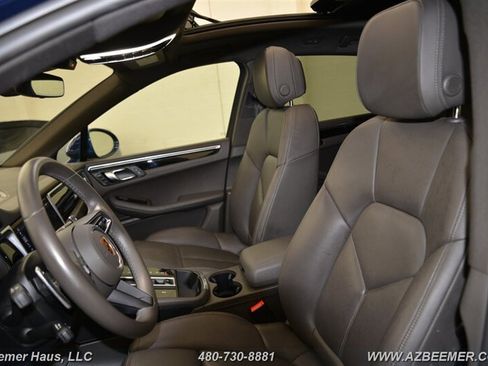 Used 2023 Porsche Macan image 15