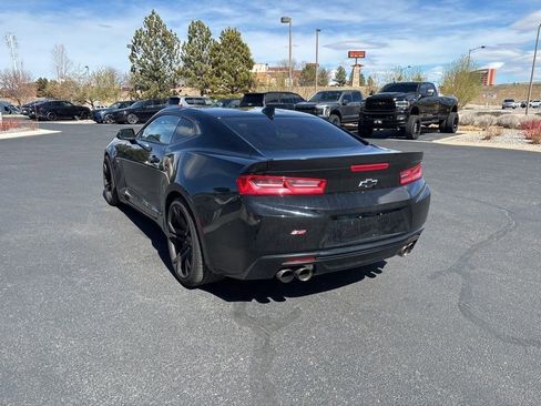 Used 2018 Chevrolet Camaro SS image 3