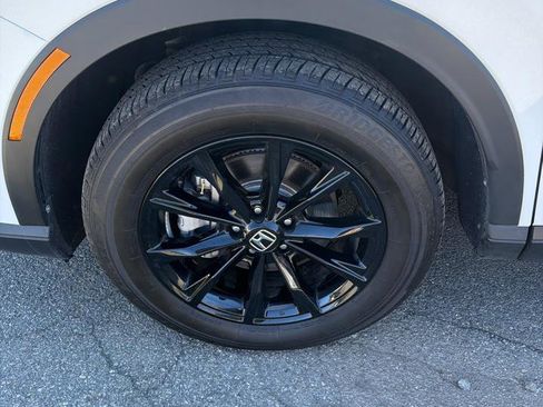 Used 2025 Honda CR-V Sport image 3