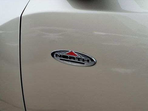 Used 2010 Jeep Compass Sport image 10