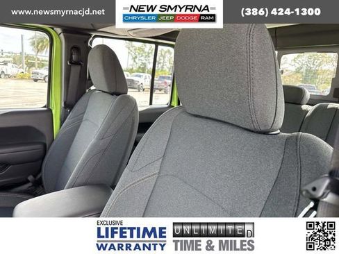 New 2025 Jeep Gladiator Sport image 20