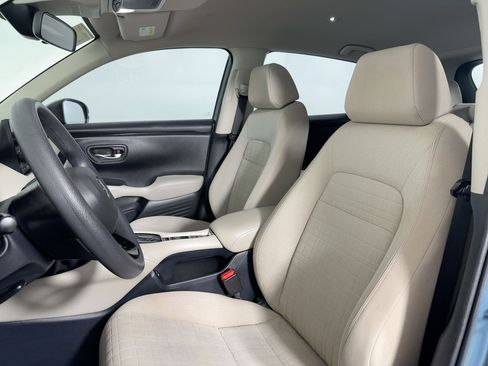 Used 2024 Honda HR-V LX image 4