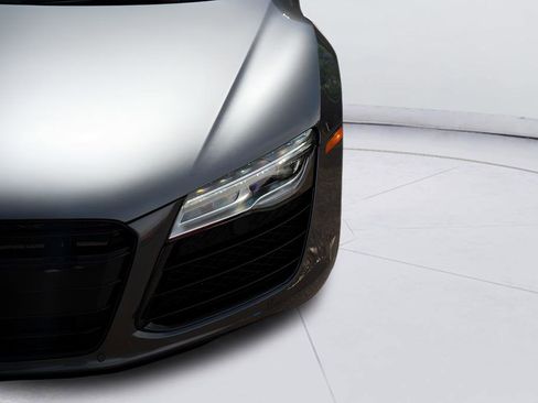 Used 2015 Audi R8 V10 AWD/4WD image 4