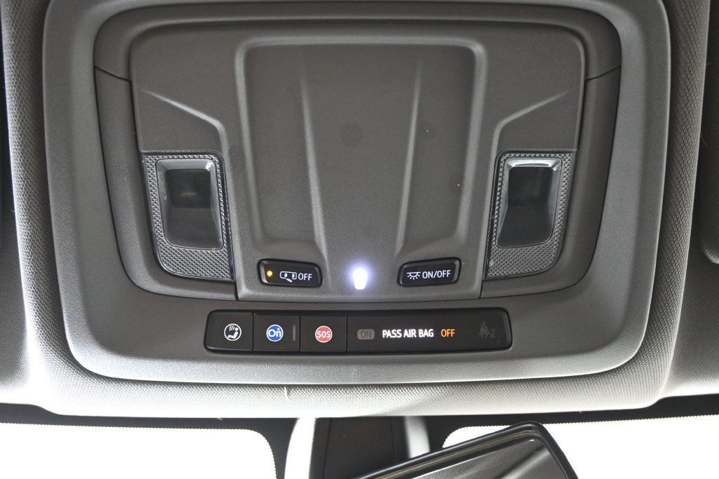 Used 2020 Chevrolet Silverado 1500 RST AWD/4WD image 33
