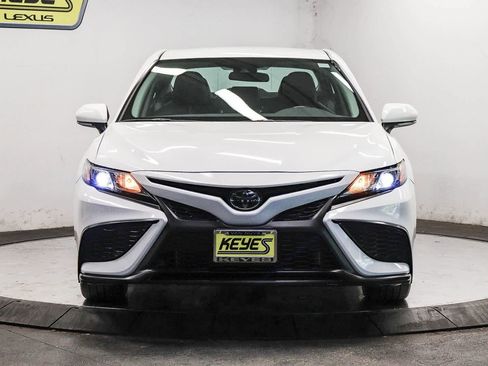 Used 2024 Toyota Camry SE FWD image 6