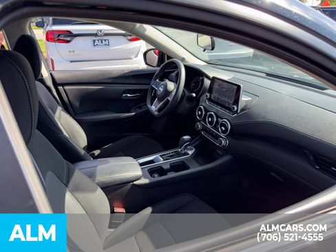 Used 2024 Nissan Sentra SV FWD image 15