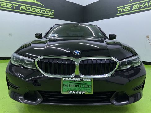 Used 2022 BMW 330i Sedan w/ Driving Assistance Package RWD image 3