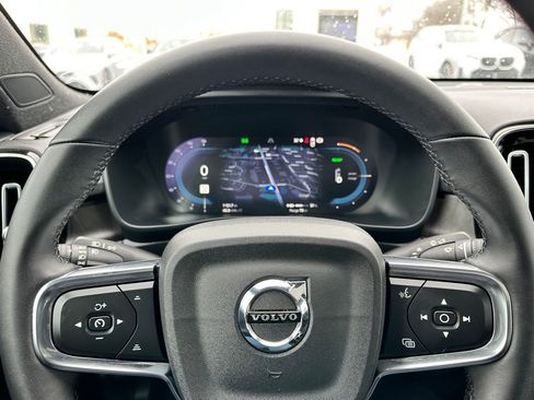 Used 2023 Volvo C40 P8 Recharge Ultimate image 26