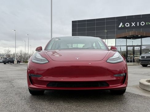 Used 2018 Tesla Model 3 Long Range image 2