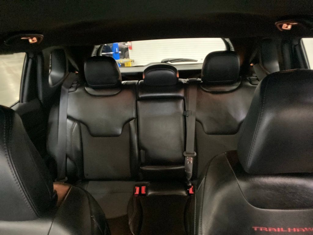 Used 2023 Jeep Compass Trailhawk AWD/4WD image 40