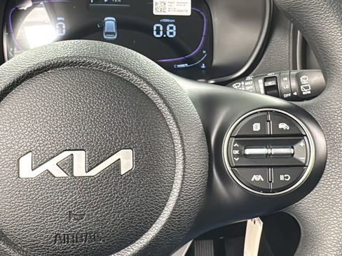 New 2025 Kia Soul LX image 22