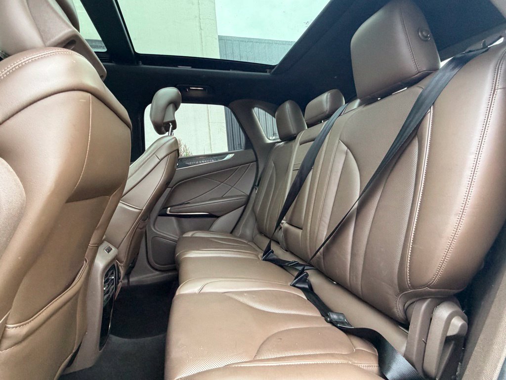 Used 2018 Lincoln MKC Reserve w/ Lincoln MKC Climate Package FWD image 10