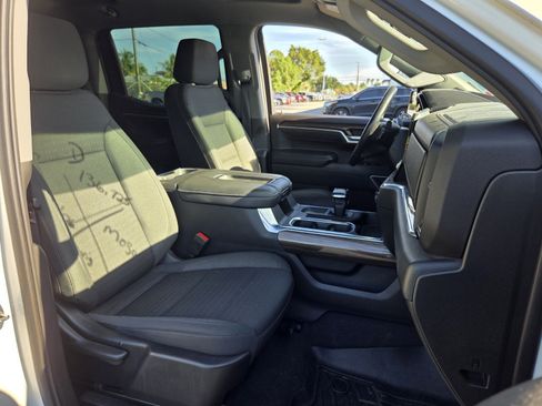 Certified 2022 Chevrolet Silverado 1500 RST AWD/4WD image 18