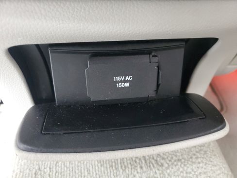 Used 2015 Mercedes-Benz S 550 Sedan image 12