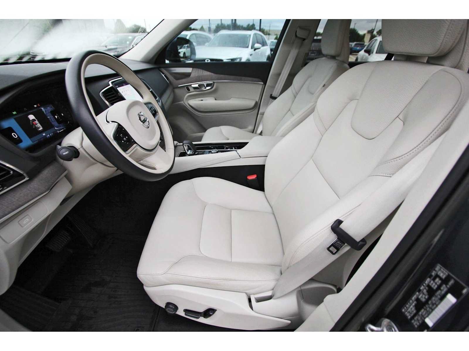 Used 2023 Volvo XC90 B6 Plus w/ Protection Package Premier AWD/4WD image 10