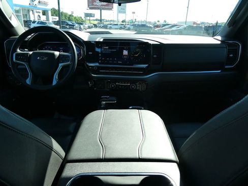 Certified 2025 Chevrolet Silverado 1500 LT Trail Boss w/ Convenience Package II AWD/4WD image 22