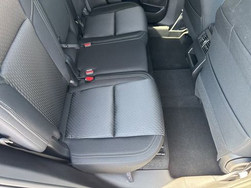New 2026 Mitsubishi Outlander ES FWD image 34