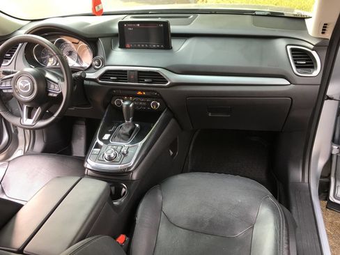 Used 2018 MAZDA CX-9 Touring AWD/4WD image 34