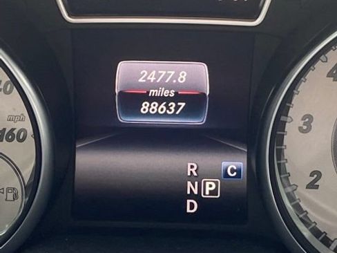 Used 2017 Mercedes-Benz GLA 250 4MATIC image 8