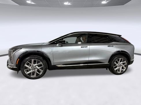 New 2025 Cadillac Optiq Luxury 2 AWD/4WD image 2
