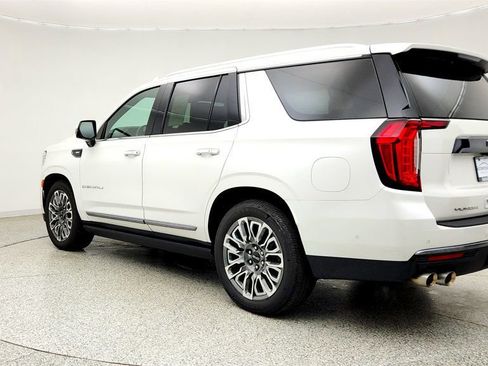 Used 2023 GMC Yukon Denali Ultimate AWD/4WD image 7