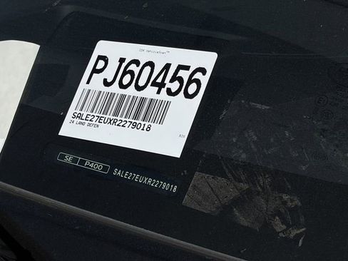 Used 2024 Land Rover Defender 110 X-Dynamic SE image 10