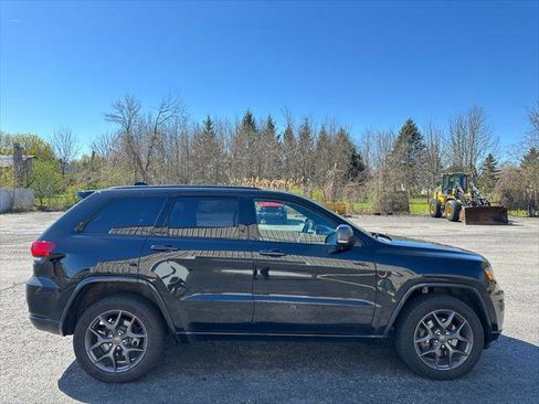 Certified 2021 Jeep Grand Cherokee Limited w/ Quick Order Package 28K 80th AWD/4WD image 13