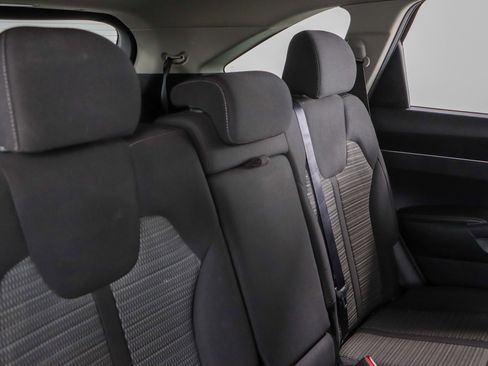 Used 2021 Kia Sorento LX image 28