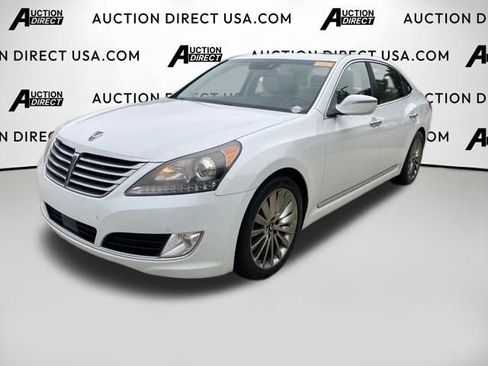 Used 2014 Hyundai Equus Signature RWD image 1