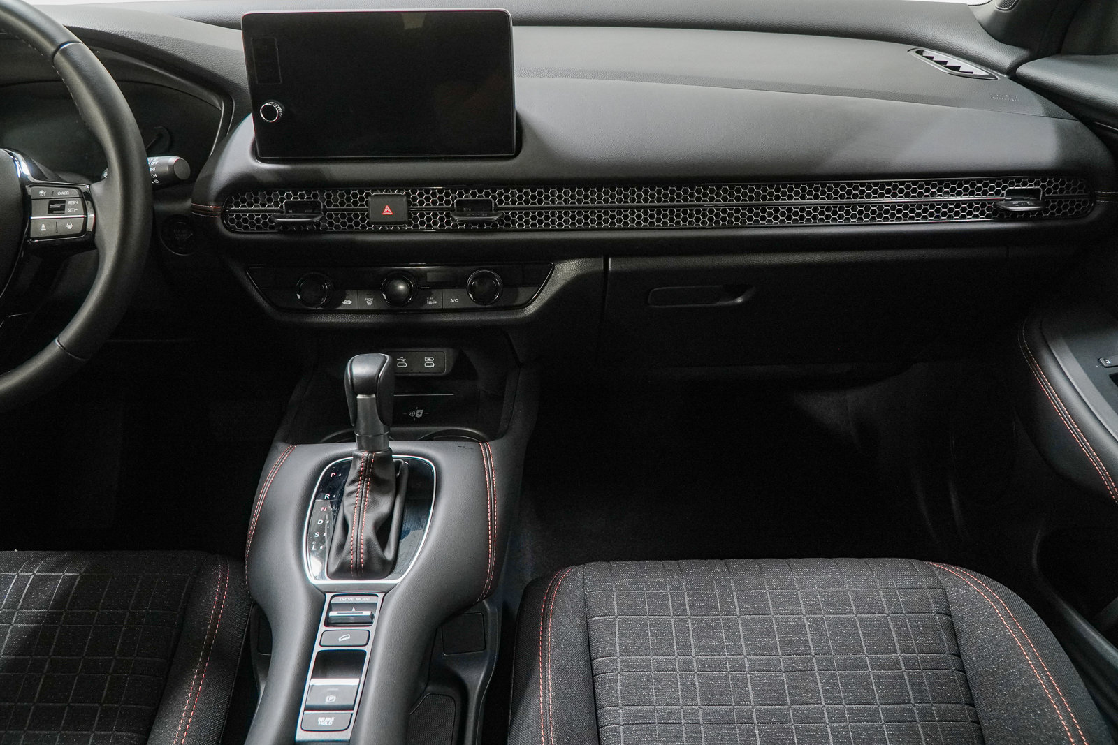 Certified 2026 Honda HR-V Sport image 30