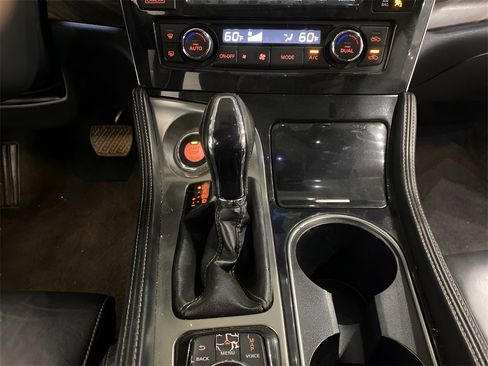Used 2018 Nissan Maxima Platinum image 14