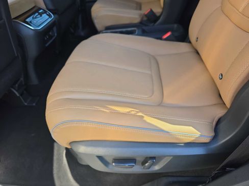 Certified 2025 INFINITI QX80 Sensory image 13