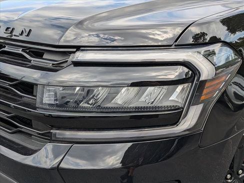 Certified 2023 Ford Expedition Limited AWD/4WD image 2