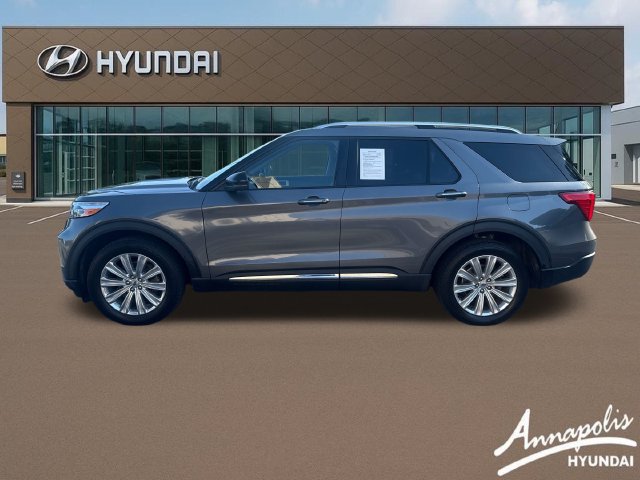 Used 2022 Ford Explorer Limited w/ Equipment Group 301A AWD/4WD image 2
