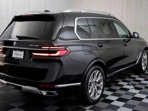 New 2026 BMW X7 xDrive40i w/ Premium Package AWD/4WD image 19