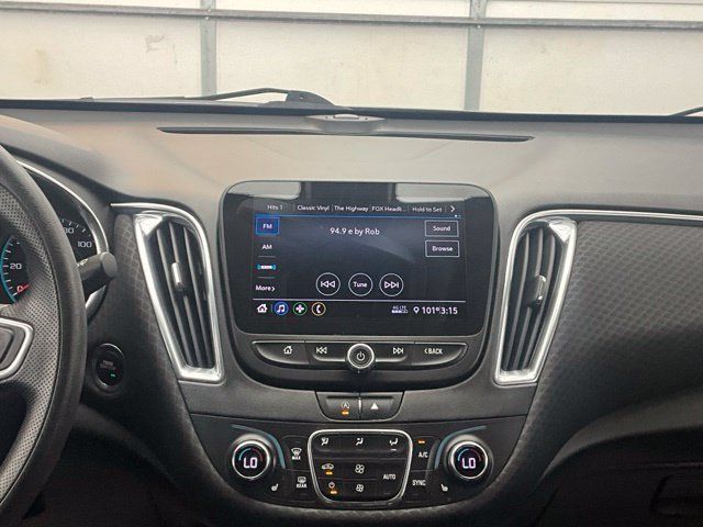 Used 2020 Chevrolet Malibu LT FWD image 9