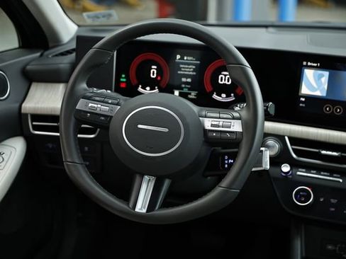 Certified 2025 Hyundai Sonata SEL image 26