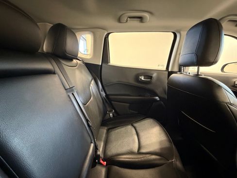 Used 2021 Jeep Compass Limited AWD/4WD image 33
