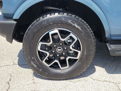 Certified 2025 Ford Bronco Outer Banks AWD/4WD image 5