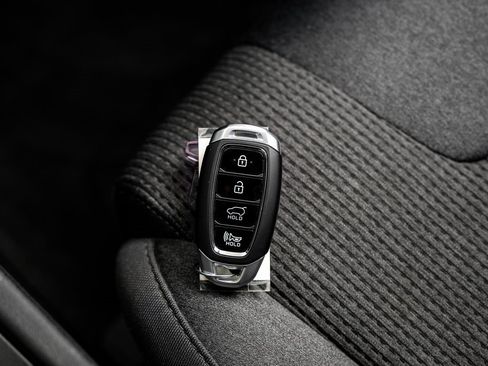 Used 2019 Hyundai Santa Fe SEL image 72