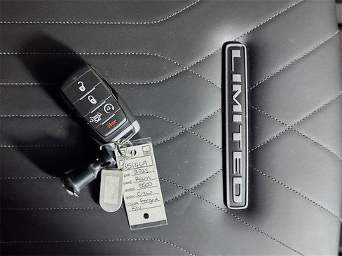 New 2025 RAM 3500 Limited image 20