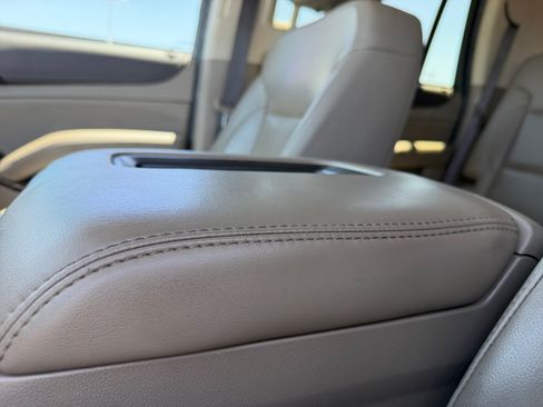 Used 2020 GMC Yukon SLT w/ Open Road Package RWD image 15