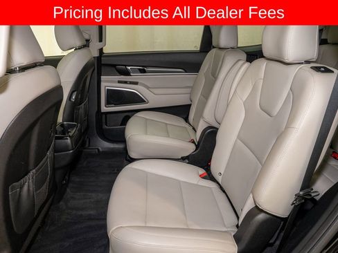 Used 2021 Kia Telluride S FWD image 8
