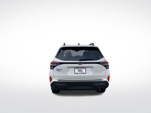 Certified 2025 Subaru Forester Premium image 16