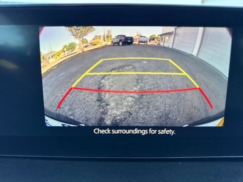 Used 2019 MAZDA MAZDA3 AWD Hatchback w/ Preferred Pkg image 20