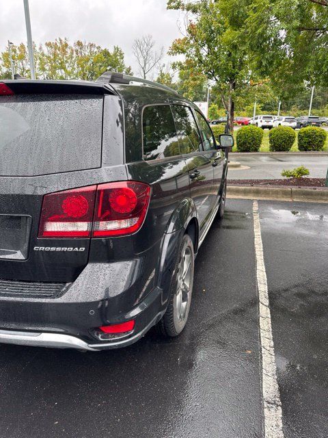 Used 2015 Dodge Journey Crossroad w/ Flexible Seating Group FWD image 4