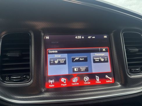 Used 2014 Dodge Charger R/T image 25