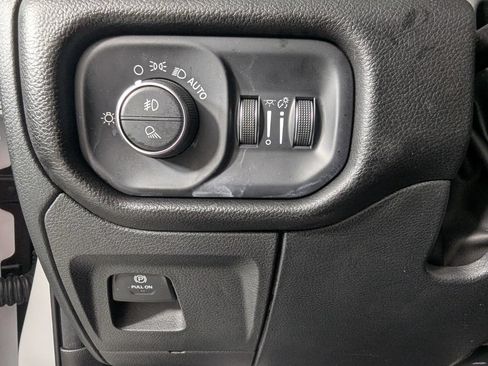 Used 2025 RAM 1500 Rebel AWD/4WD image 15
