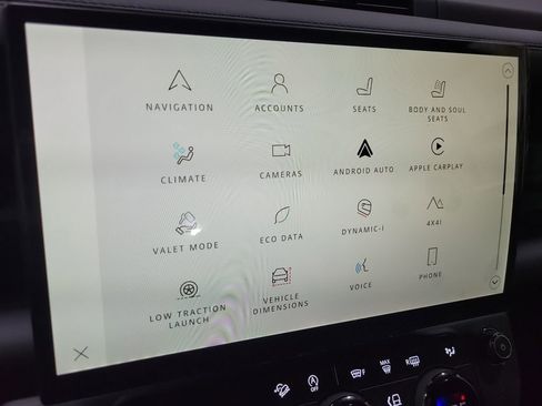 New 2026 Land Rover Defender 110 OCTA image 31