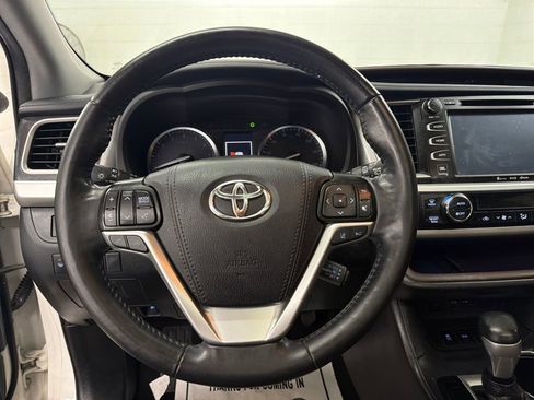 Used 2019 Toyota Highlander Limited Platinum image 19